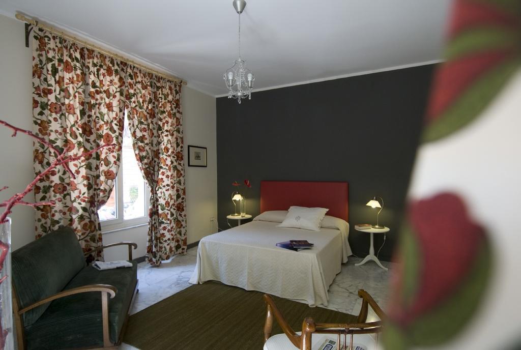 Rent Room Florio パレルモ 部屋 写真